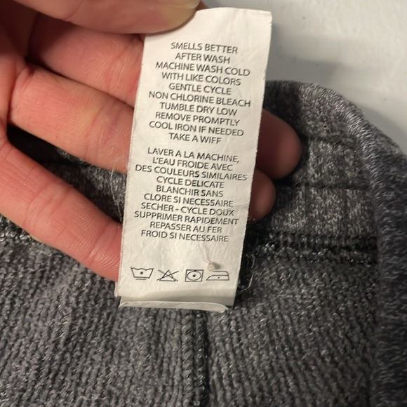 Travis Mathew Rip Me Off Grey Shorts Men's Size L - Picture 6 of 9